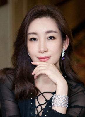 光影之间，是银幕一帧，是人生一瞬，是世界一隅，是2024电影人的年度心声。